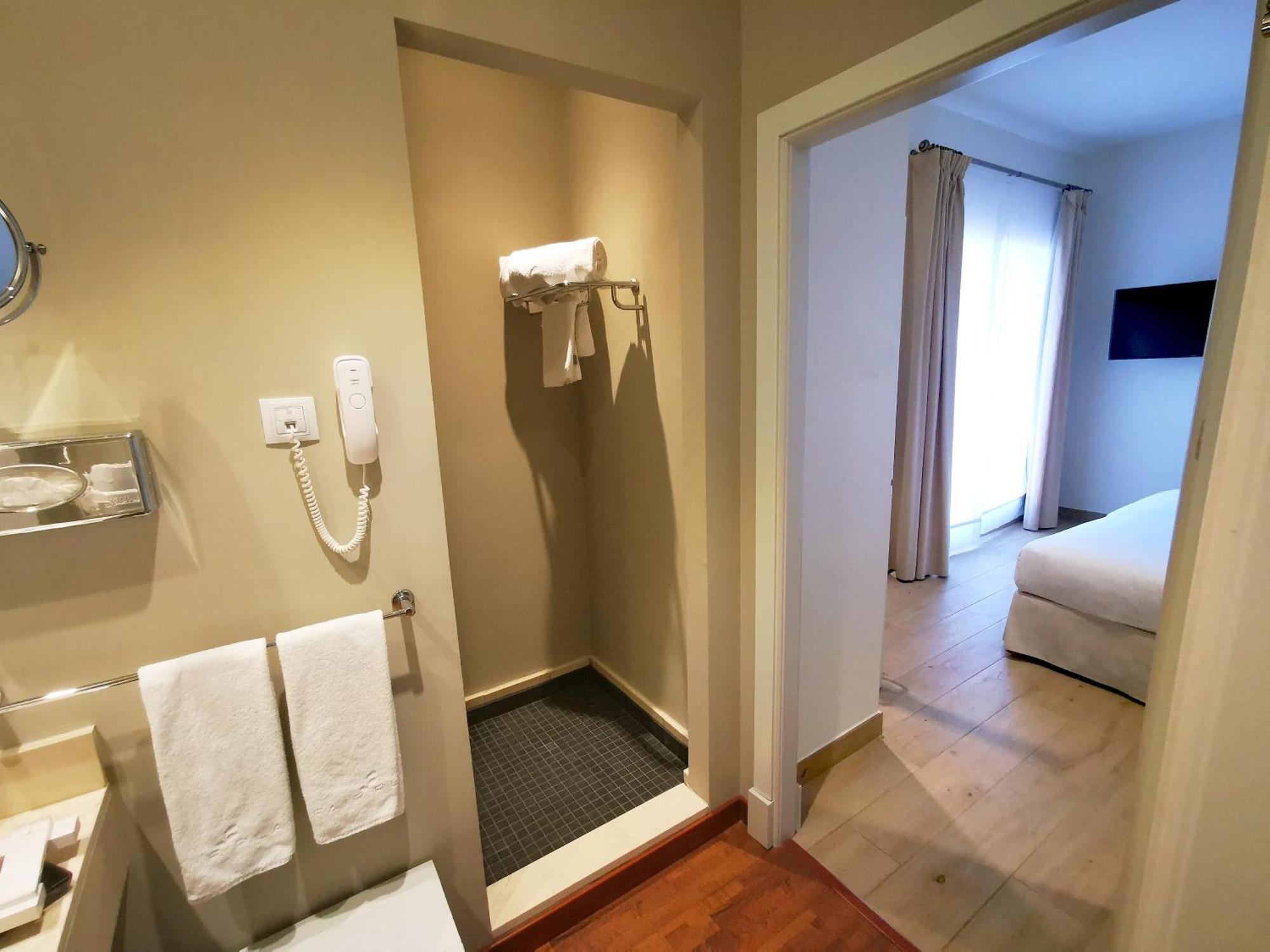 Two-Bedroom Suite,1278935749:JPEG